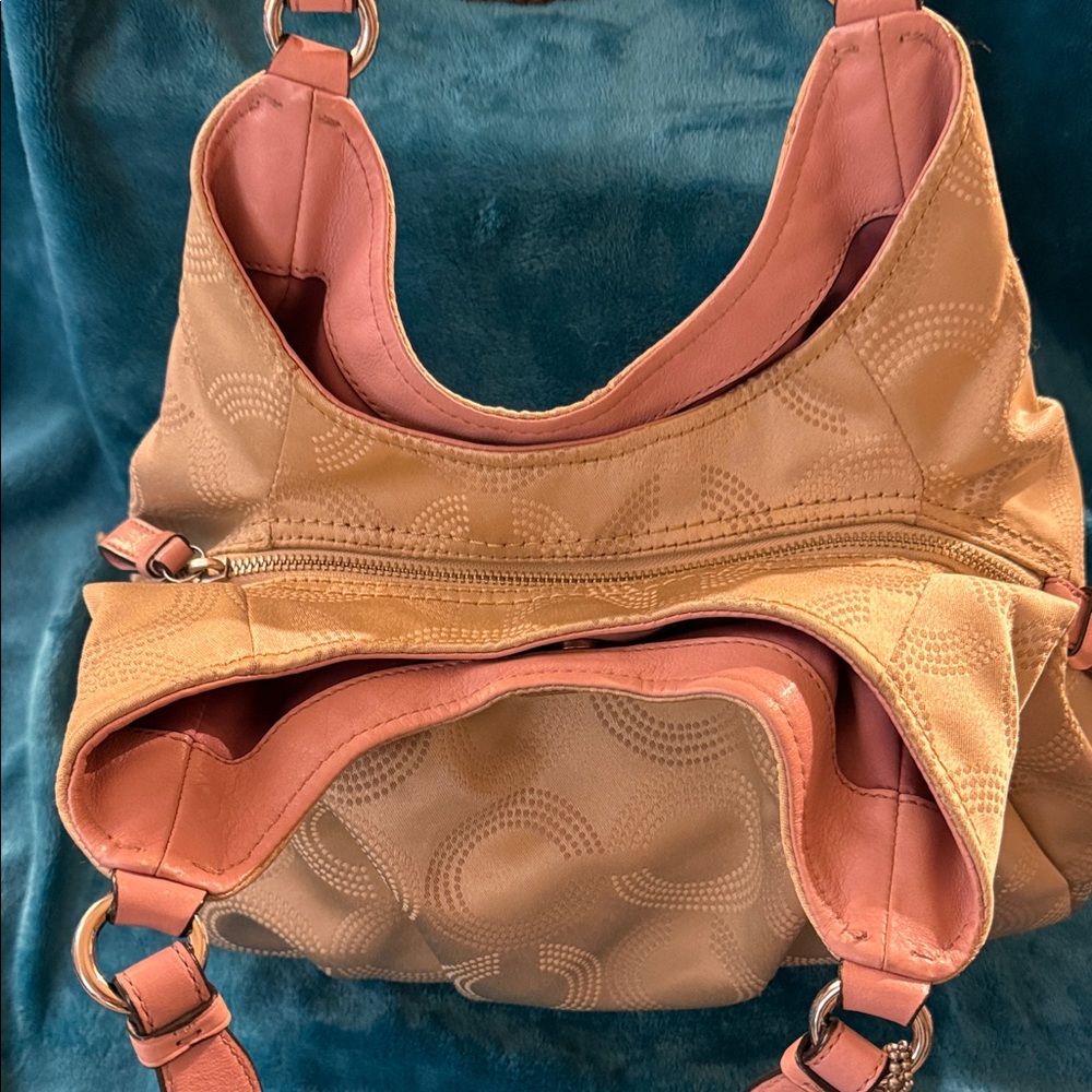 Coach Tan and Pink Shoulder Bag - Picture 3 of 7